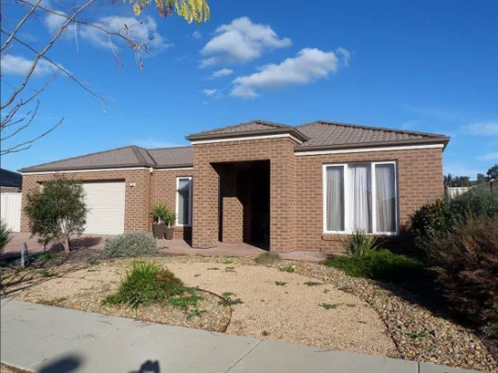 6 Vermont St, Shepparton, Vic 3630 - For Rent