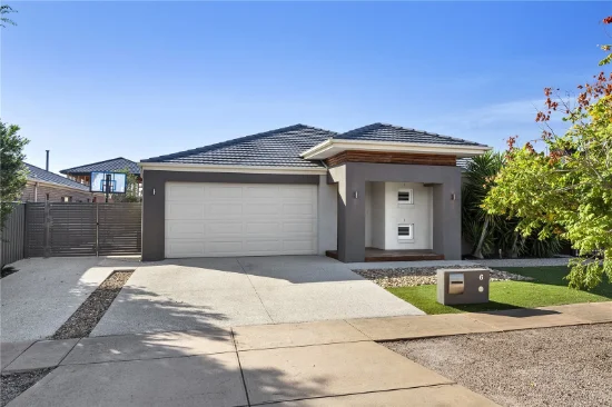 6 Villiers Drive, Point Cook, Vic 3030