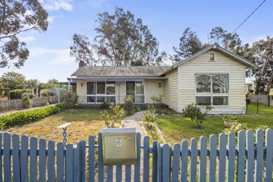 6 Walkerville Street, Willaura, Vic 3379
