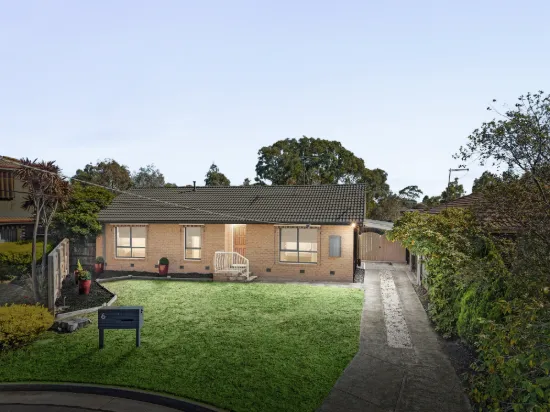 6 Warain Court, Werribee, Vic 3030