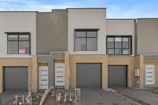 6 Welcomen Street, Cranbourne East, Vic 3977 - For Rent