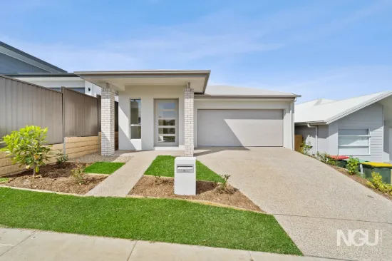 6 Wilson Peak Way, White Rock, Qld 4306