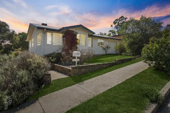 60 & 62 Elizabeth Crescent, Queanbeyan, NSW 2620