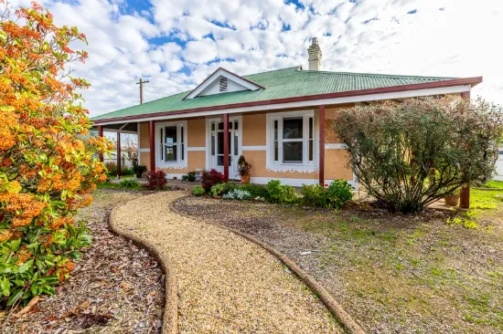 60 Allan St, Henty, NSW 2658