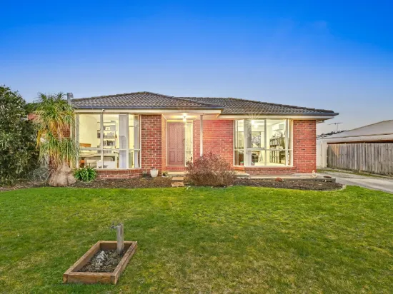 60 Balmoral Way, Pakenham, Vic 3810