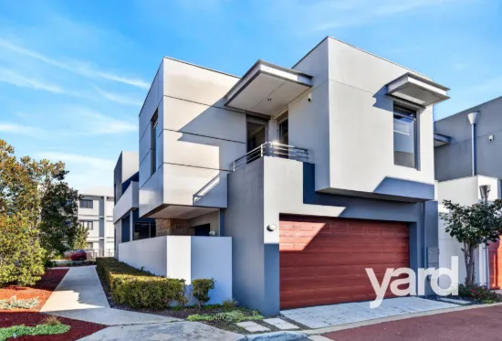 60 Breaksea Drive, North Coogee, WA 6163