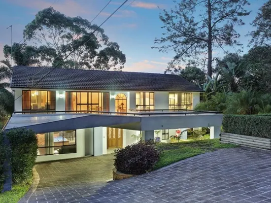 60 Gal Crescent, Moorebank, NSW 2170