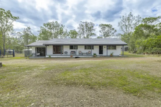60 Hillview Drive, Waterview Heights, NSW 2460