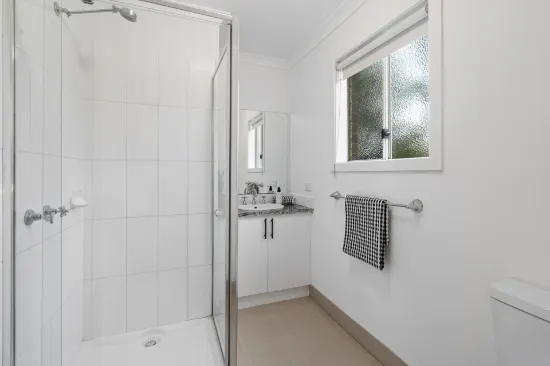 60 Kinglake Drive, Manor Lakes, Vic 3024-Image