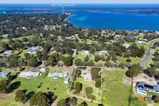 60 Kings Cove Boulevard, Metung, Vic 3904