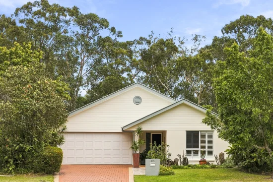 60 Wattlebird Drive, Twin Waters, Qld 4564
