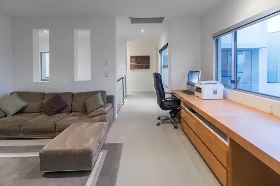 6070 Lugano Drive, Hope Island, Qld 4212-Image