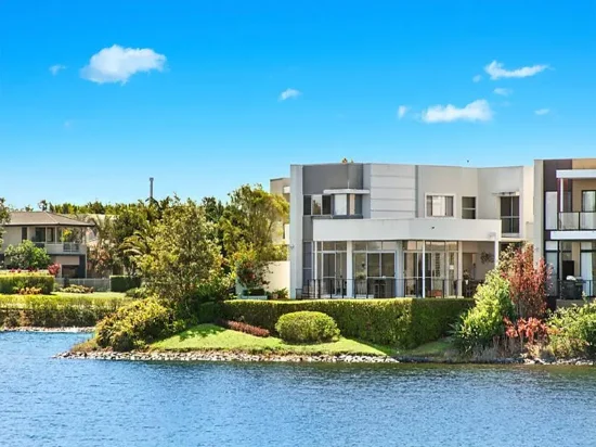 6070 Lugano Drive, Hope Island, Qld 4212-Image
