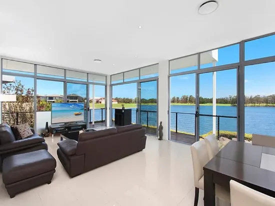 6070 Lugano Drive, Hope Island, Qld 4212-Image