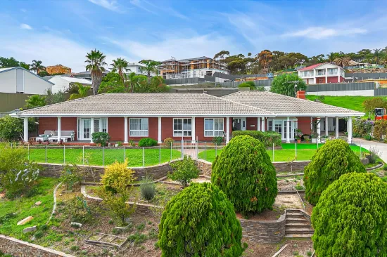 60B Coomurra Drive, Salisbury Heights, SA 5109