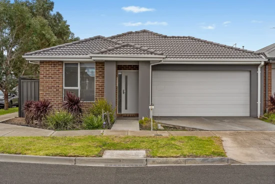 61 Abbeygate Drive, Werribee, Vic 3030