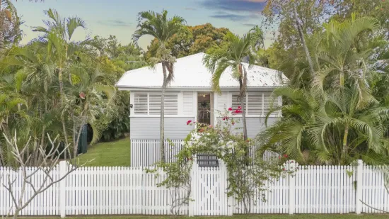 61 Ackers Street, Hermit Park, Qld 4812