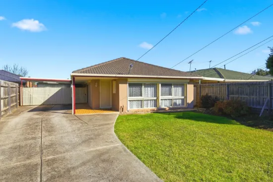 61 Bernard Drive, Melton South, Vic 3338