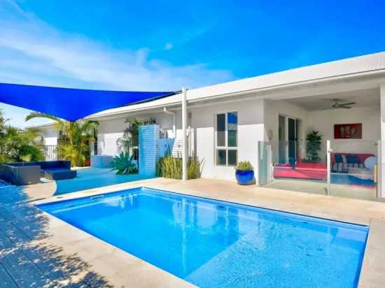 61 Callisia Crescent, Banksia Beach, Qld 4507
