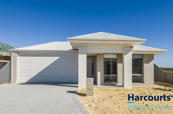 61 Gippsland Parade, Champion Lakes, WA 6111