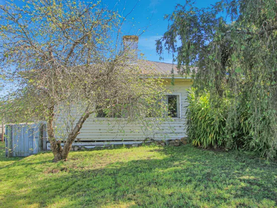 61 Great Alpine Road, Bruthen, Vic 3885