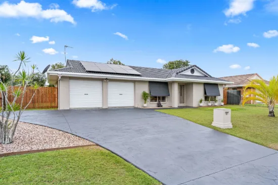 61 Ibis Boulevard, Eli Waters, Qld 4655