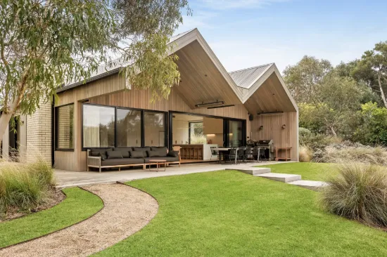 61 Murray Drive, Point Leo, Vic 3916