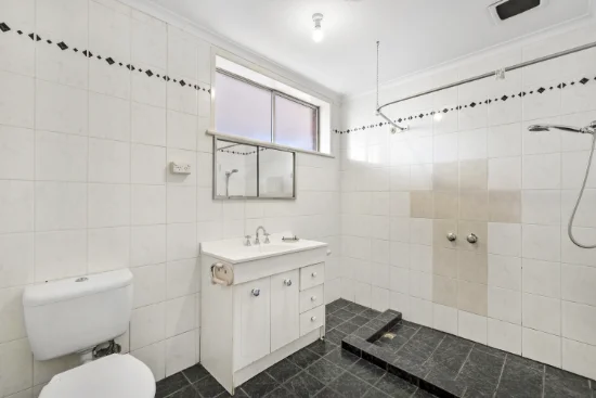 61 Nepean Highway, Seaford, Vic 3198-Image