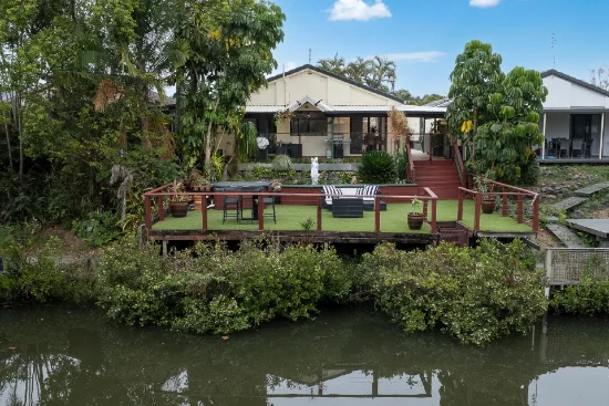 61 River Oak Drive, Helensvale, Qld 4212