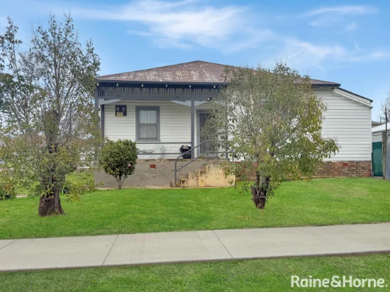 61 Thornhill Street, Young, NSW 2594