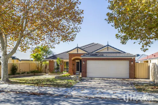 61 Towncentre Drive, Thornlie, WA 6108