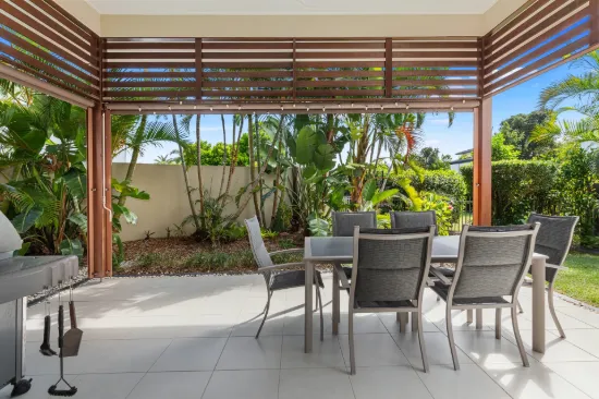 6153 Bolsena Circuit, Hope Island, Qld 4212-Image