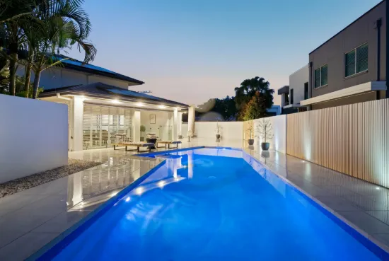 6154 Bolsena Circuit, Hope Island, Qld 4212