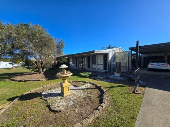 61A Banksia St, Point Vernon, Qld 4655