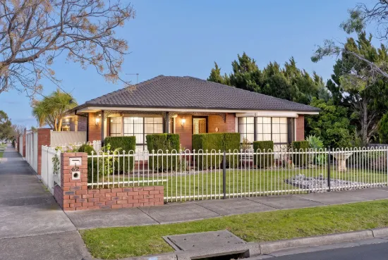 62 Balaclava Avenue, Altona Meadows VIC 3028-Image