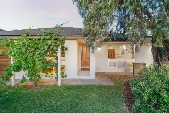 62 Collins Parade, Hackham, SA 5163