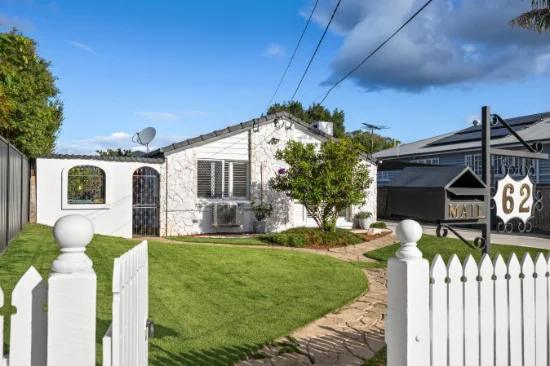 62 Crump St, Holland Park West, Qld 4121