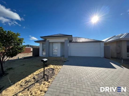 62 Magnificent Drive, Mandogalup, WA 6167