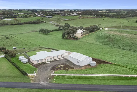 62 Merri View Road, Woodford, Vic 3281