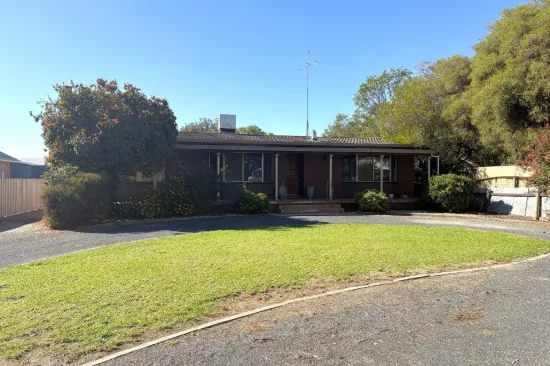 62 Murray Street, Finley, NSW 2713