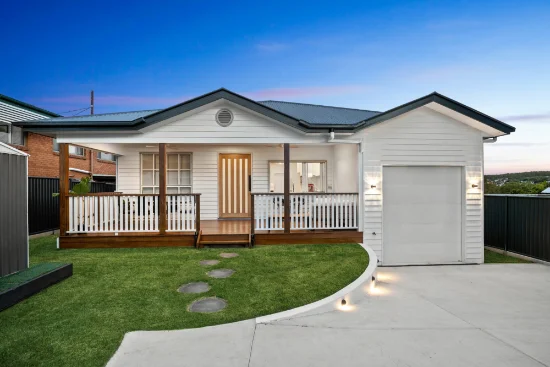 62a Crump St, Holland Park West, Qld 4121