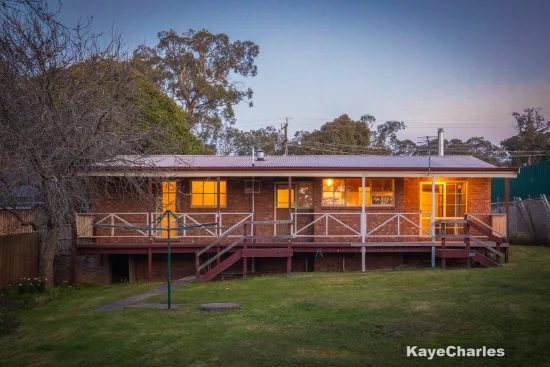 63 Beaconsfield-Emerald Road, Beaconsfield Upper, Vic 3808