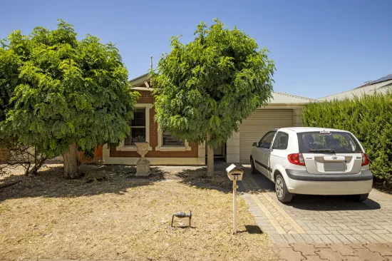 63 Flinders Road, Hillcrest, SA 5086