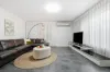 63 Kenilworth Place, Carindale, Qld 4152-Image