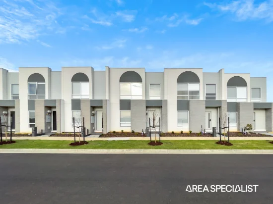 63 Lanark Street, Clyde North, Vic 3978