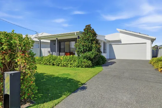 63 Pacific Street, Long Jetty, NSW 2261