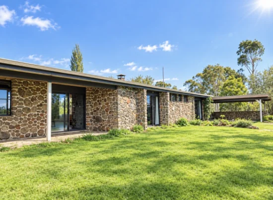 63 Pleasant Hill Road, Kyneton, Vic 3444