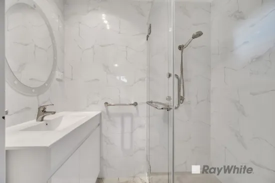 63 Strathavan Drive, Berwick VIC 3806-Image
