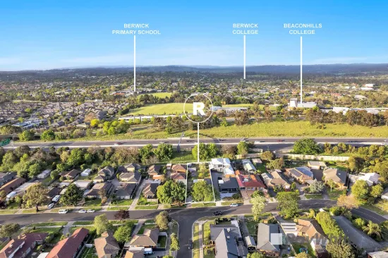63 Strathavan Drive, Berwick VIC 3806-Image