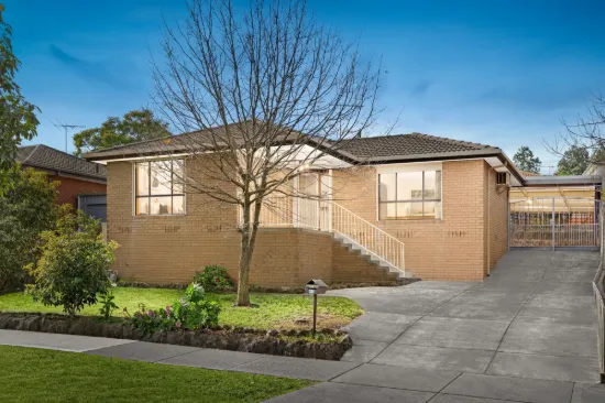 63 Thompson Circuit, Mill Park, Vic 3082